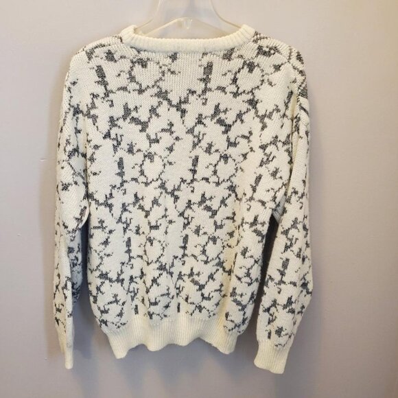 Women's Northern Isles Sweater, Size L, Cream/Gray colors, Snowflakes,Great Con! - Picture 3 of 3